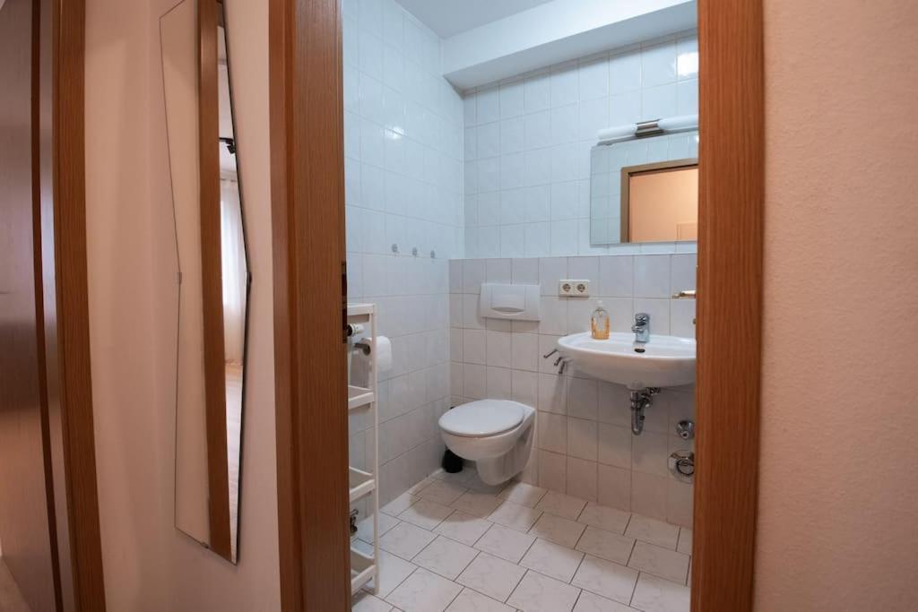 Moderne Einraumwohnung In Leipzig Mit Netflix Zugang Eksteriør billede